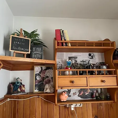 Book House Apartma Orehova vas